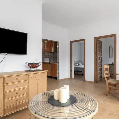 Complejo Alejandra Holiday home *