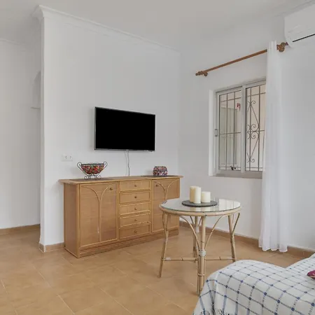Complejo Alejandra Holiday home Conil De La Frontera