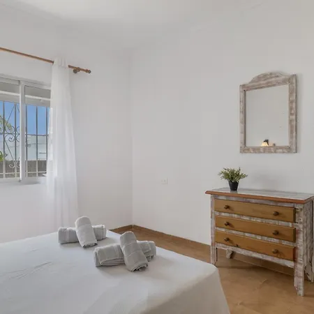 Complejo Alejandra Holiday home Conil De La Frontera