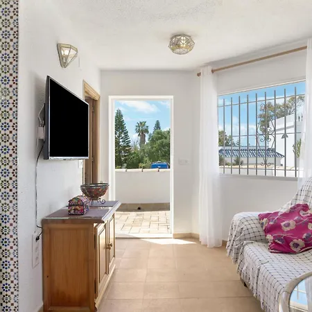 Complejo Alejandra Holiday home *